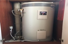 热水器换气开关漏水怎么修